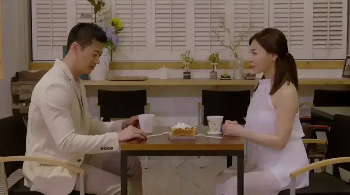 《邻居家妻子》韩国电影未删减1080P韩语中字-我邻居的老婆高清下载-夸克迅雷百度网盘资源-《邻居家妻子》在线观看无广告