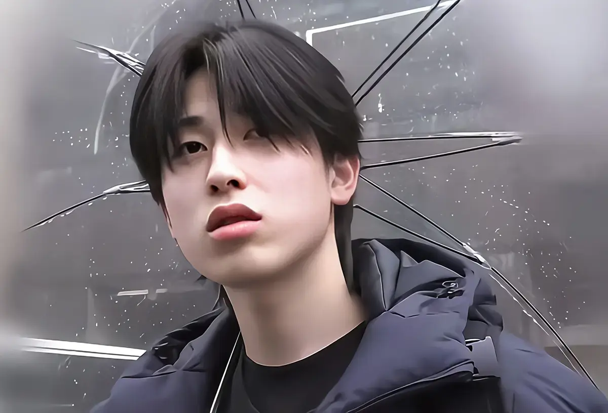 《雨中撑伞采访》三部曲全网封神 - jukiya街头采访免费超清完整版速看 - 雨中撑伞采访完整视频在线观看