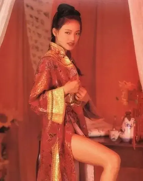 揭秘《舒淇舒掰掰》绝版影像修复完整上线-《舒淇舒掰掰》竟是剧组专属昵称-珍贵素材重见天日-看完让你心服口服