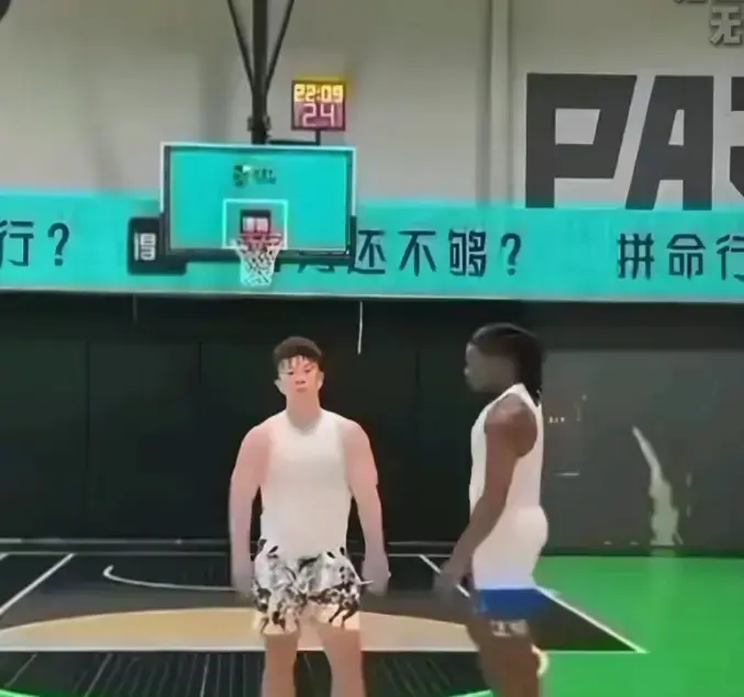 《牛教练的裤子》1080P高清无删减版在线播放-《牛教练的裤子》全集免费观看完整版-牛教练黑哥友谊赛篮球教学视频